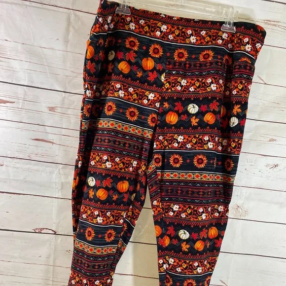 Terra & Sky Fall / Halloween Print Capri Leggings NWOT Women's Size 20-22 W (XL) - Picture 2 of 11
